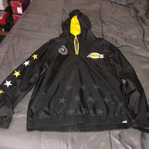 Los Angeles Lakers windbreaker 🏀